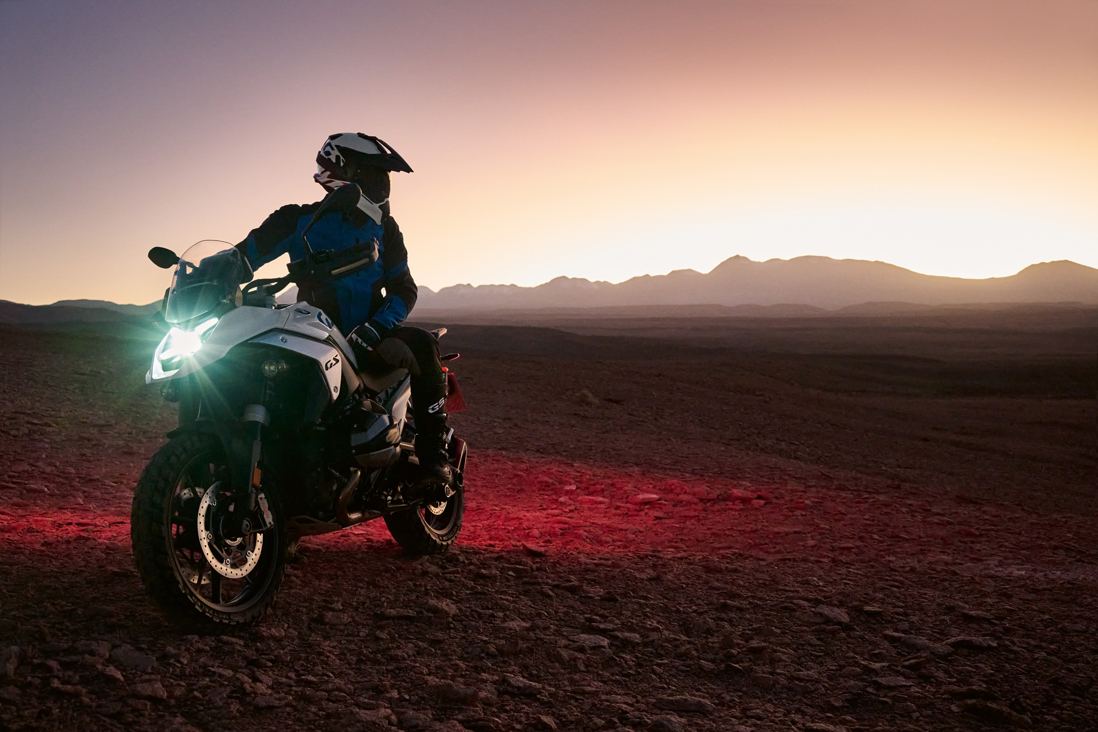 alquilar-bmw-gs1300r-tenerife-2024