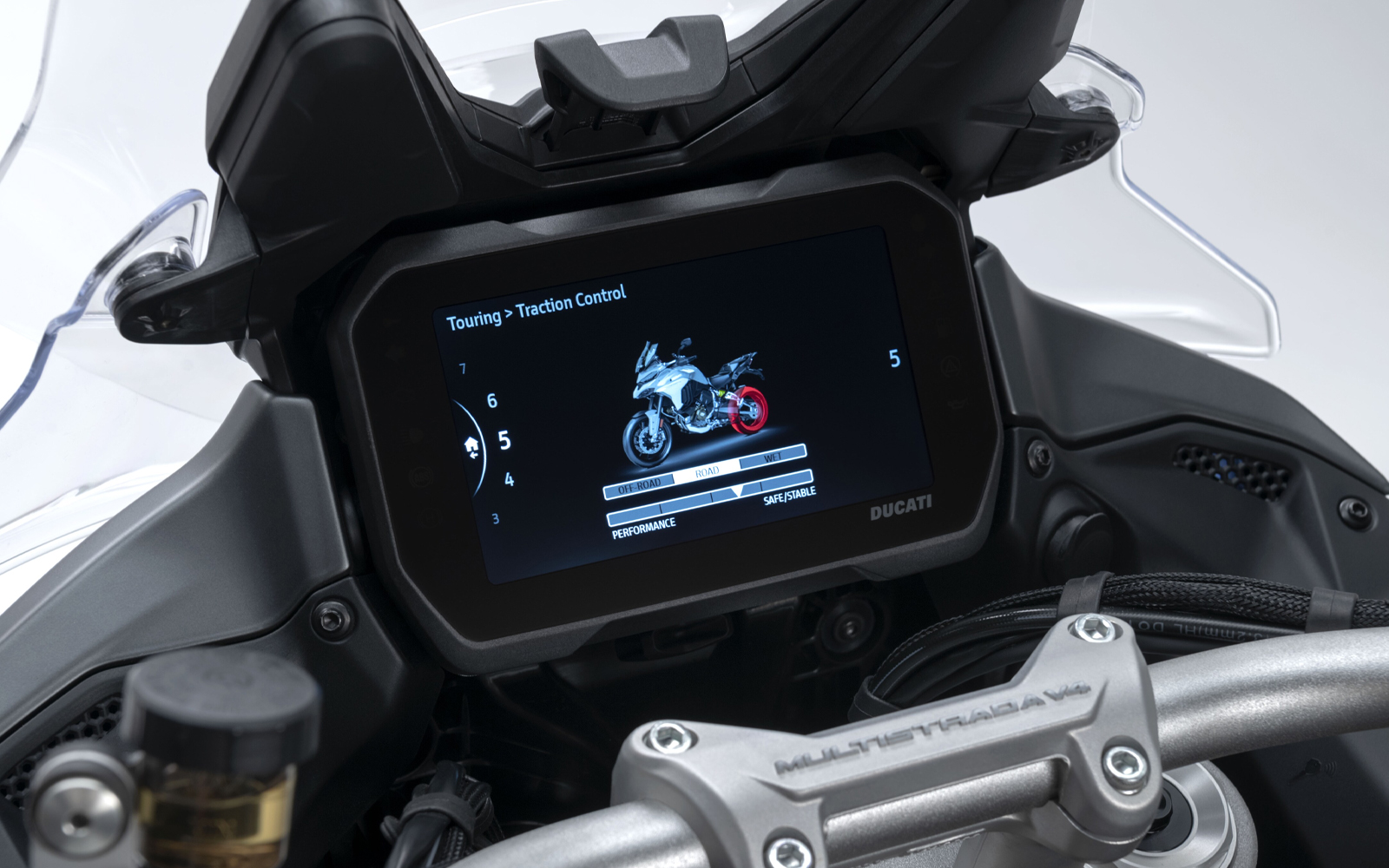 Alquilar Moto Ducati Costa Adeje Multistrada V4S 2024 desde 139€